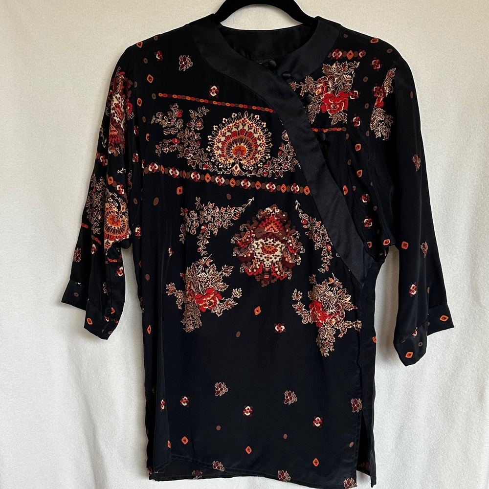 Carole Little Black Tunic with Red and Cream Floral Print Size 4